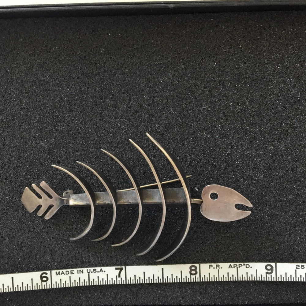 Fish bone silver brooch - Picture 3 of 3
